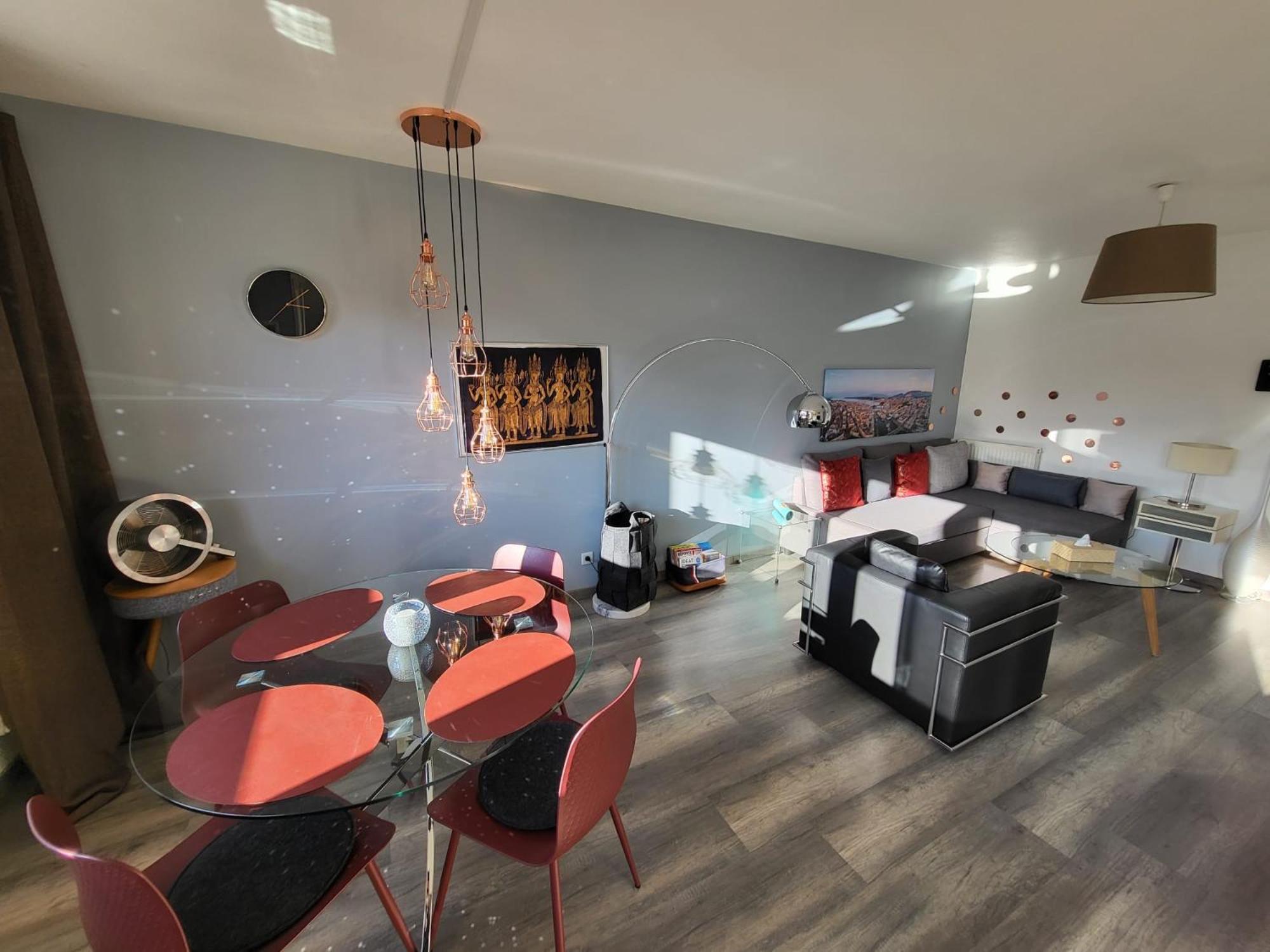 Tichnich Appartement - 2 Bedrooms - 1 Min Away From Train Station Annemasse Exterior foto